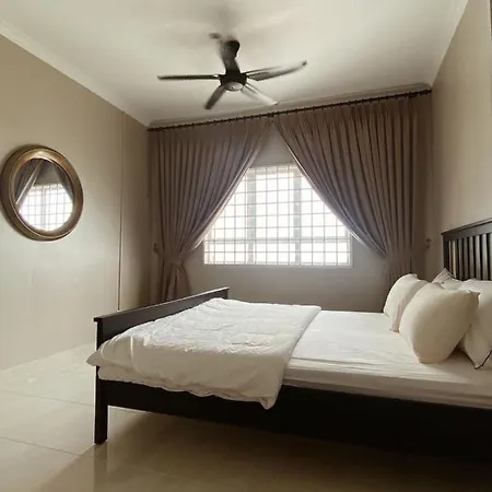 Seaview Apartment Kuala Terengganu Bagian luar foto