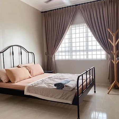 Seaview Apartment Kuala Terengganu Bagian luar foto